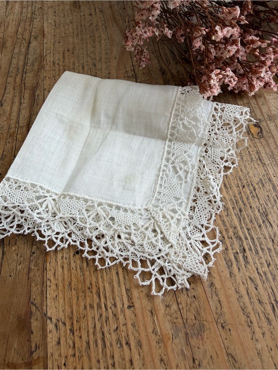 Other - Irish linen handkerchief white/cream with handmade lace edging true vintage